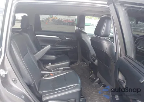 2019 Toyota Highlander Xle z USA, uszkodzony, nr VIN 5TDKZRFHXKS316330